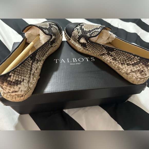 Brand new Talbots size 6M - Picture 2 of 6